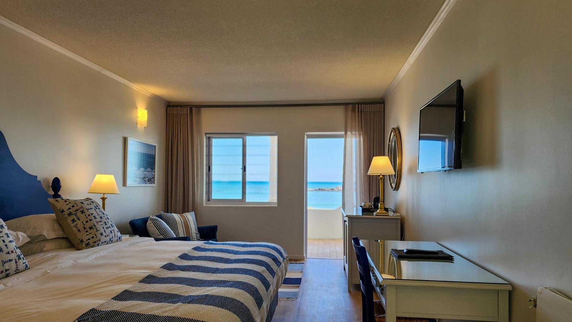 The Blue Peter Hotel Bloubergstrand Exterior foto